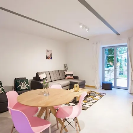 Im Zittauer Gebirge - Gemuetliche Und Moderne Mit Terrasse Apartment *