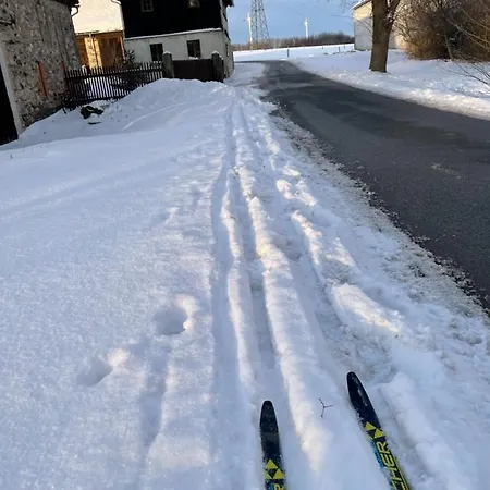 アパート Im Zittauer Gebirge - Gemuetliche Und Moderne Mit Terrasse