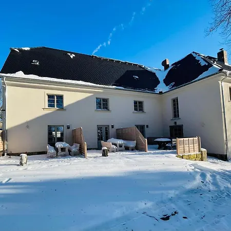 Im Zittauer Gebirge - Gemuetliche Und Moderne Mit Terrasse * Eckartsberg