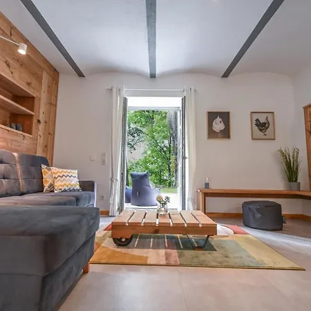 Im Zittauer Gebirge - Gemuetliche Und Moderne Mit Terrasse Eckartsberg