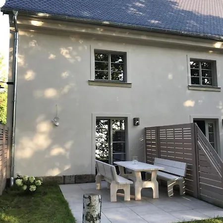 アパート Im Zittauer Gebirge - Gemuetliche Und Moderne Mit Terrasse Eckartsberg