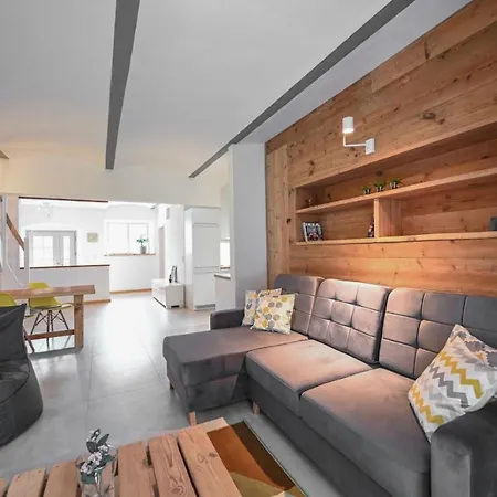 Apartment Im Zittauer Gebirge - Gemuetliche Und Moderne Mit Terrasse
