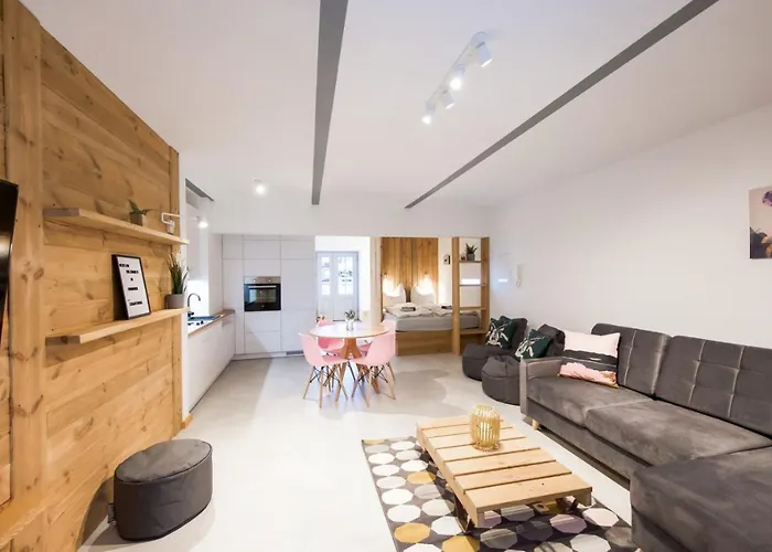 شقة Im Zittauer Gebirge - Gemuetliche Und Moderne Mit Terrasse Eckartsberg