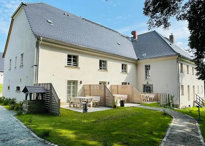 Im Zittauer Gebirge - Gemuetliche Und Moderne Mit Terrasse شقة Eckartsberg