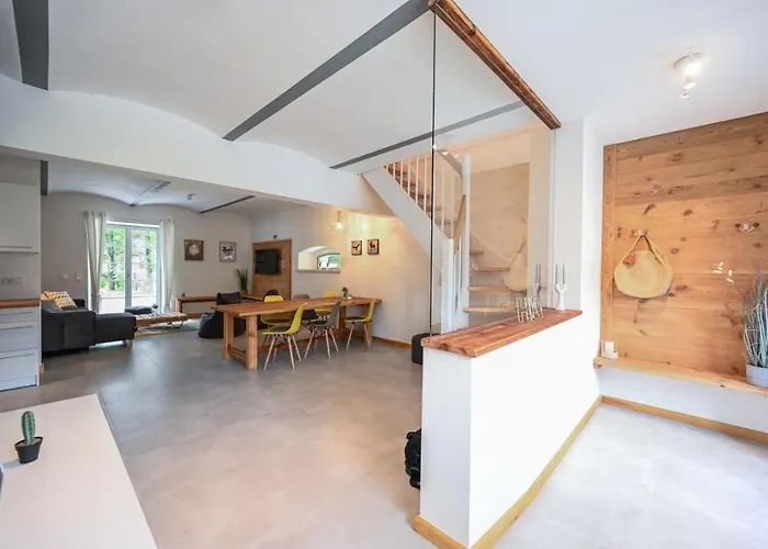 شقة Im Zittauer Gebirge - Gemuetliche Und Moderne Mit Terrasse *